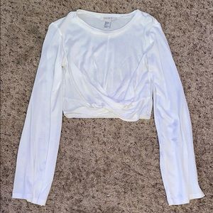 White long sleeve cropped shirt